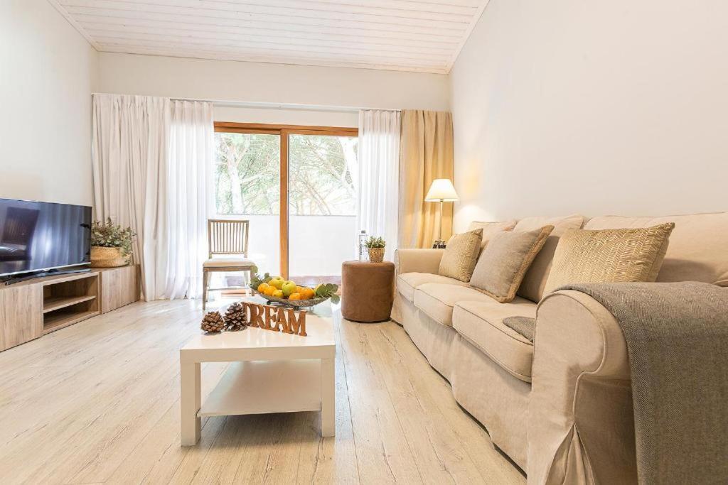 Hotel Restaurante El Montico Тордесиляс Екстериор снимка