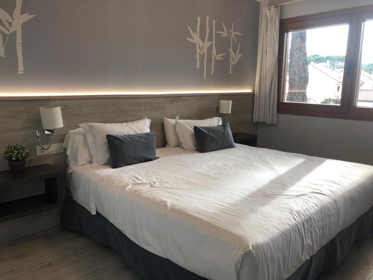 Hotel Restaurante El Montico Тордесиляс Екстериор снимка