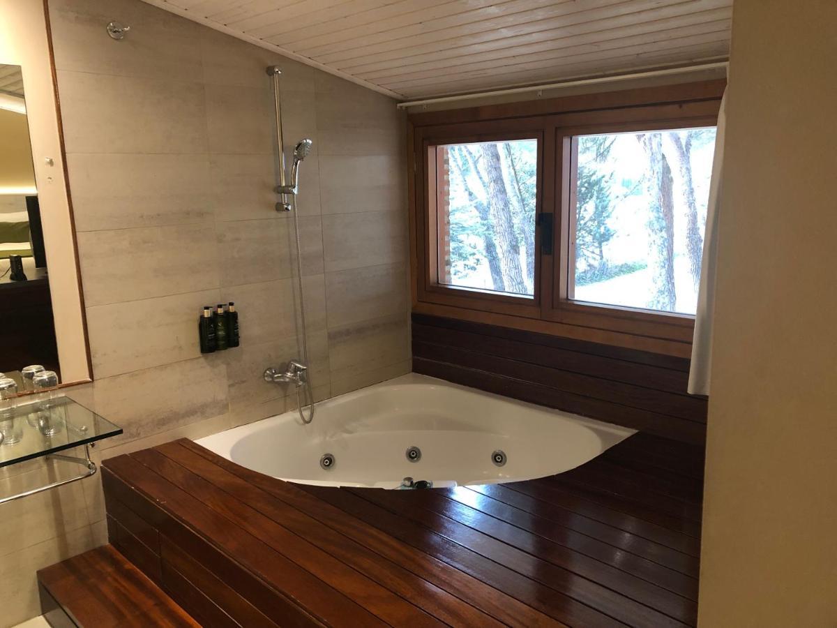 Hotel Restaurante El Montico Тордесиляс Екстериор снимка